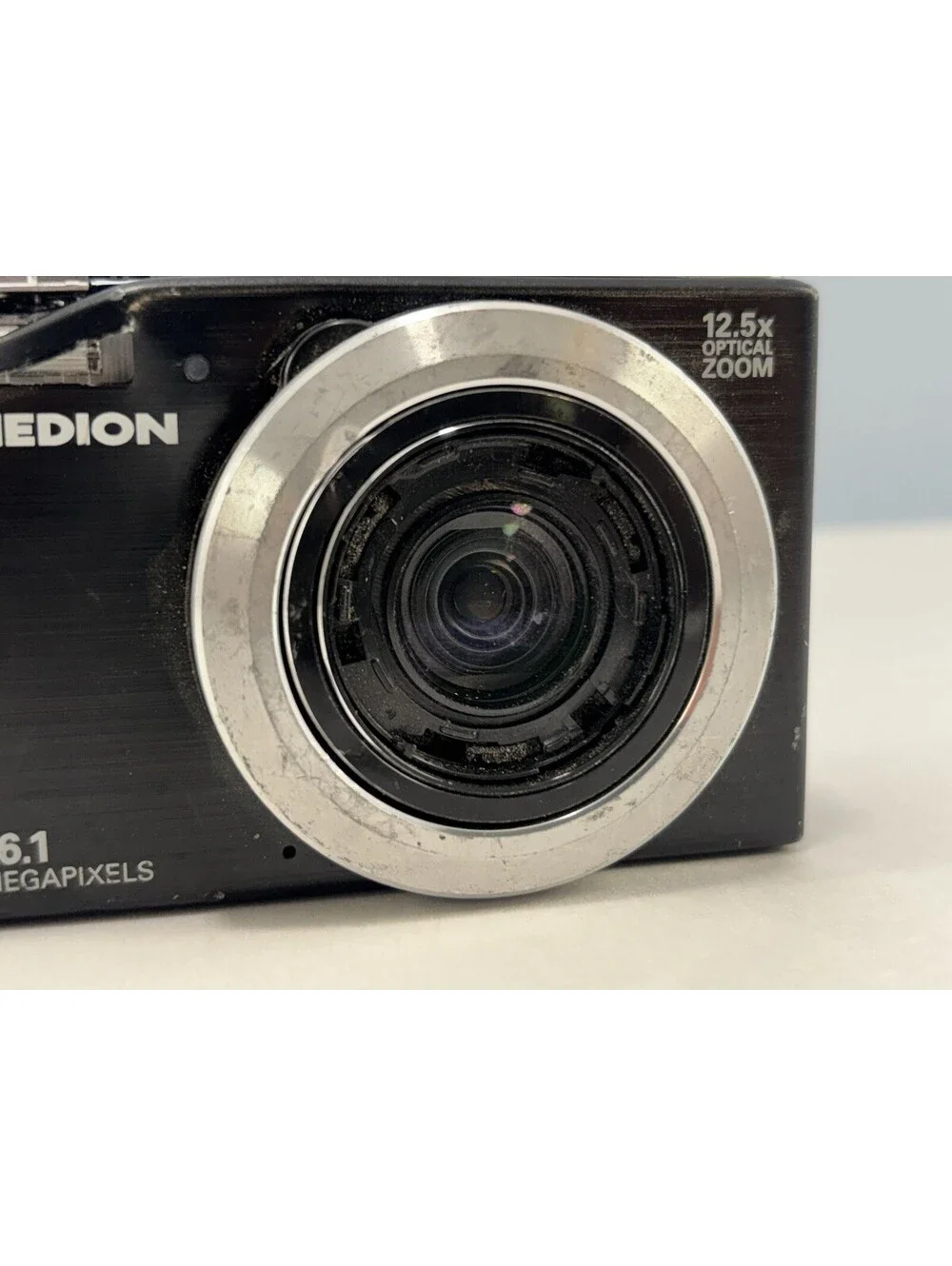 Medion MD 86824 16.0 MP Digital Camera Black - PARTS / REPAIR ONLY - See Photos